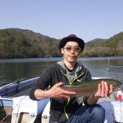 フィッシングレイクたかみや 釣果