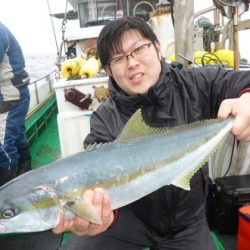 真祐丸 （しんゆうまる） 釣果