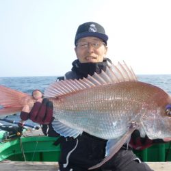 真祐丸 （しんゆうまる） 釣果