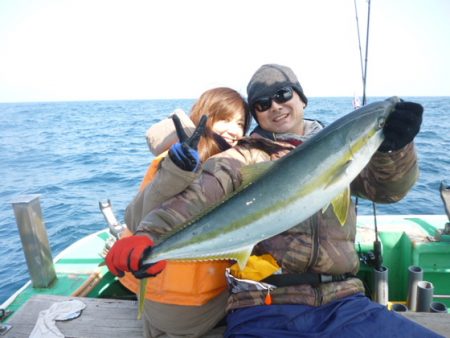 真祐丸 (しんゆうまる) 釣果