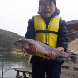 フィッシングレイクたかみや 釣果