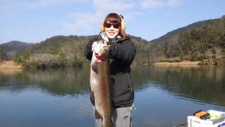 フィッシングレイクたかみや 釣果