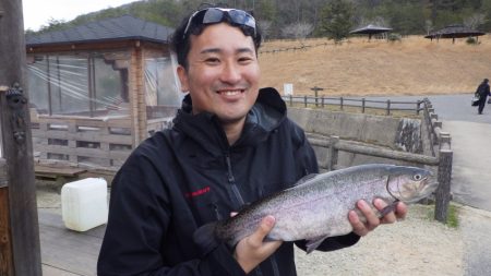 フィッシングレイクたかみや 釣果