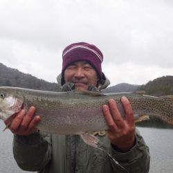 フィッシングレイクたかみや 釣果