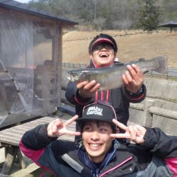 フィッシングレイクたかみや 釣果