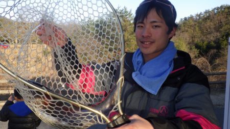 フィッシングレイクたかみや 釣果