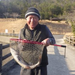 フィッシングレイクたかみや 釣果