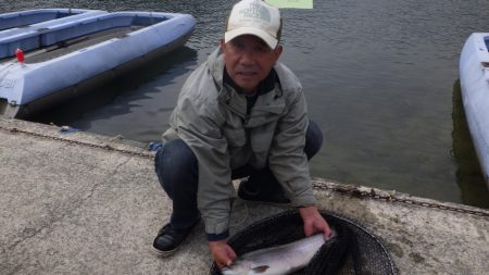 フィッシングレイクたかみや 釣果