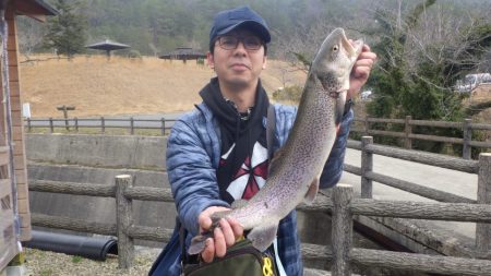 フィッシングレイクたかみや 釣果