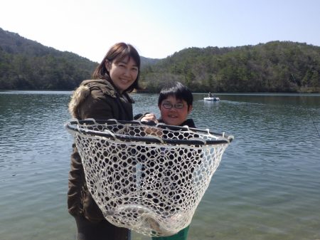 フィッシングレイクたかみや 釣果