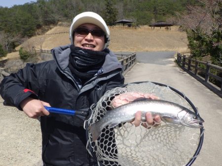 フィッシングレイクたかみや 釣果