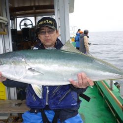 真祐丸 （しんゆうまる） 釣果