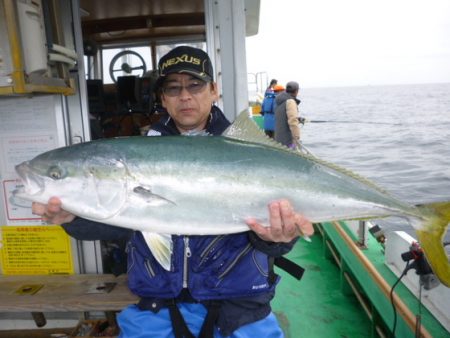 真祐丸 （しんゆうまる） 釣果