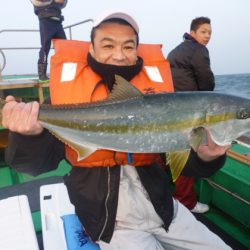 真祐丸 (しんゆうまる) 釣果