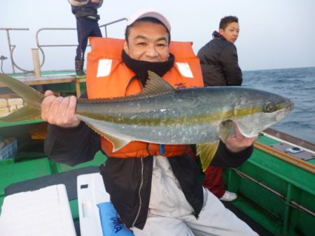 真祐丸 （しんゆうまる） 釣果