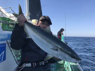 なかくに丸 釣果