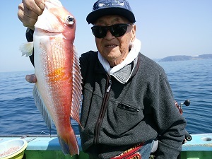 利八丸 釣果