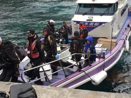 鵜来島家本渡船 釣果