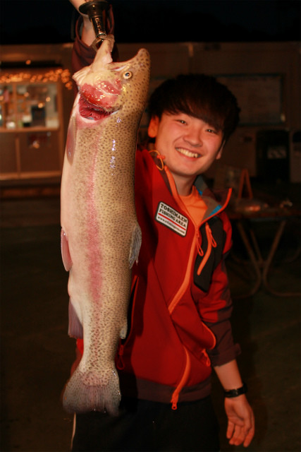 としまえんフィッシングエリア 釣果