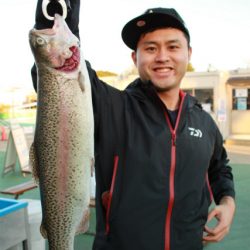 としまえんフィッシングエリア 釣果