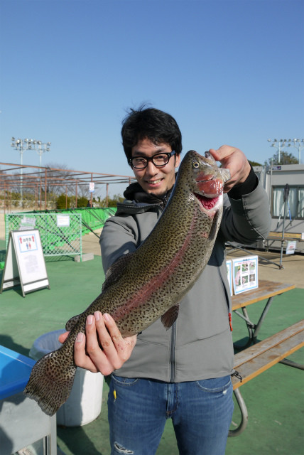 としまえんフィッシングエリア 釣果