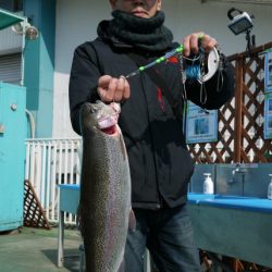 としまえんフィッシングエリア 釣果