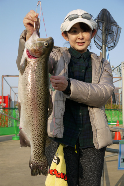 としまえんフィッシングエリア 釣果