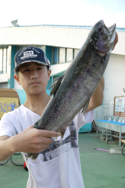 としまえんフィッシングエリア 釣果