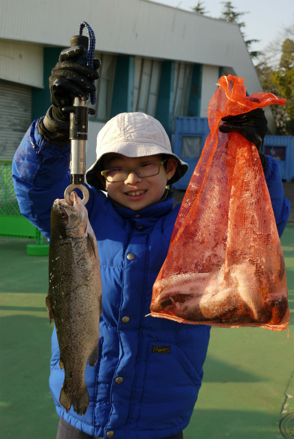 としまえんフィッシングエリア 釣果