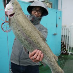 としまえんフィッシングエリア 釣果