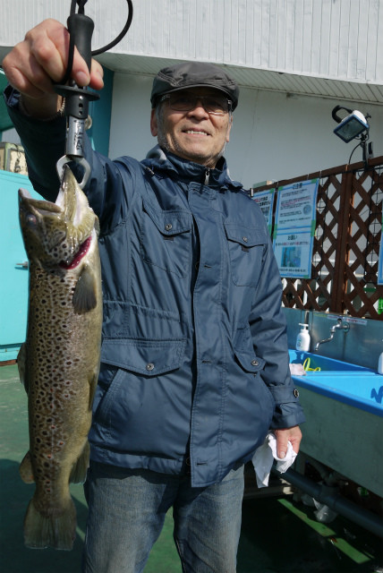 としまえんフィッシングエリア 釣果