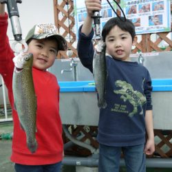 としまえんフィッシングエリア 釣果