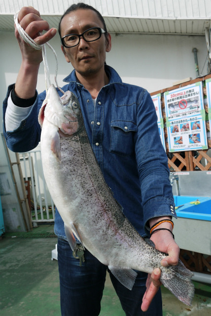 としまえんフィッシングエリア 釣果