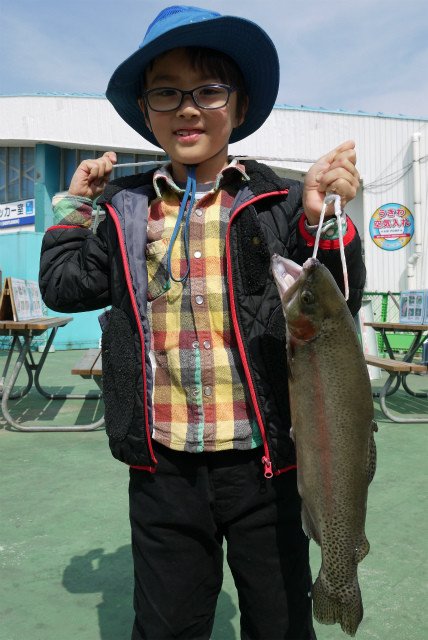 としまえんフィッシングエリア 釣果