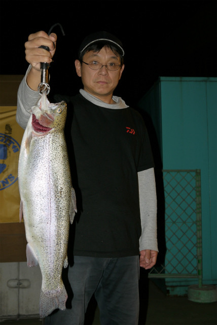 としまえんフィッシングエリア 釣果