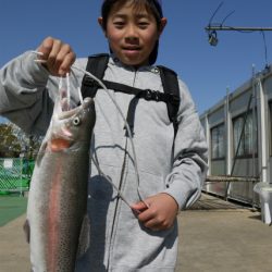 としまえんフィッシングエリア 釣果