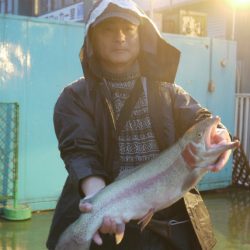 としまえんフィッシングエリア 釣果