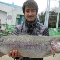 としまえんフィッシングエリア 釣果