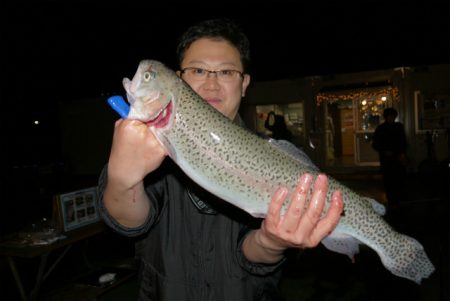 としまえんフィッシングエリア 釣果