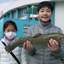 としまえんフィッシングエリア 釣果