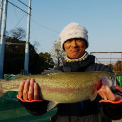 としまえんフィッシングエリア 釣果