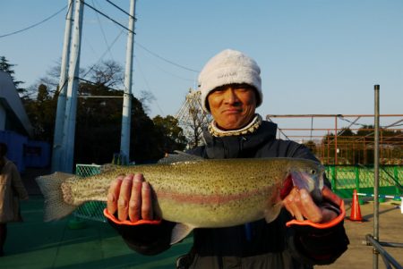 としまえんフィッシングエリア 釣果