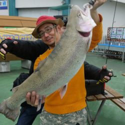 としまえんフィッシングエリア 釣果