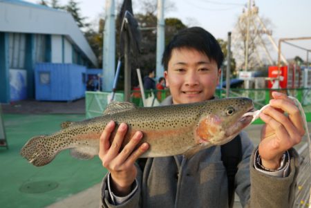 としまえんフィッシングエリア 釣果