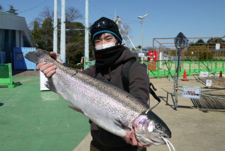 としまえんフィッシングエリア 釣果
