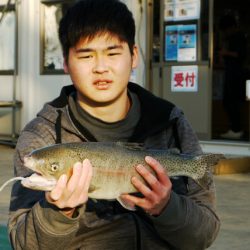 としまえんフィッシングエリア 釣果