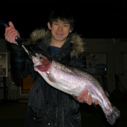 としまえんフィッシングエリア 釣果