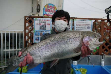 としまえんフィッシングエリア 釣果