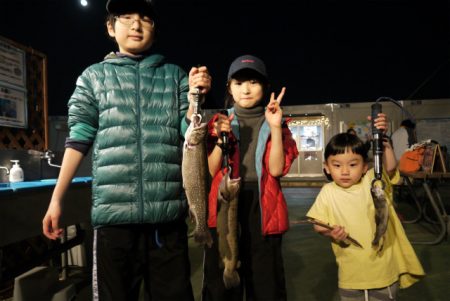 としまえんフィッシングエリア 釣果