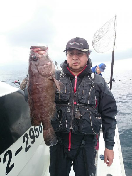 エンペラー 釣果